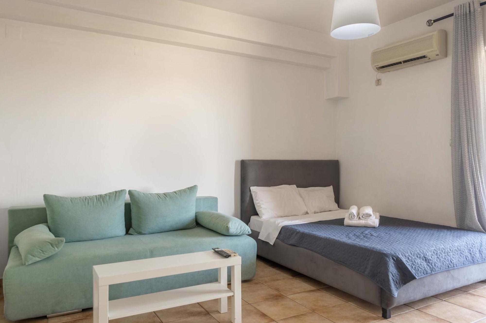 Elia Mini Suites 6 Lárisza Kültér fotó